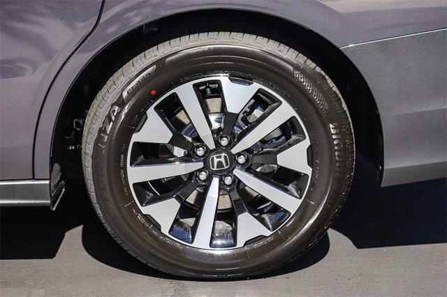 new 2026 Honda Odyssey car, priced at $44,290