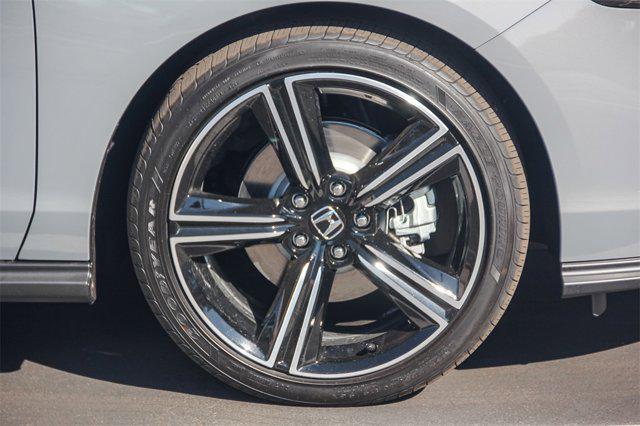 new 2025 Honda Accord Hybrid car, priced at $34,423