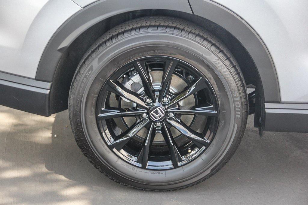 used 2025 Honda CR-V Hybrid car, priced at $35,798