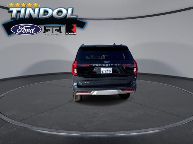 new 2025 Ford Expedition car, priced at $85,882