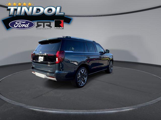 new 2025 Ford Expedition car, priced at $85,882