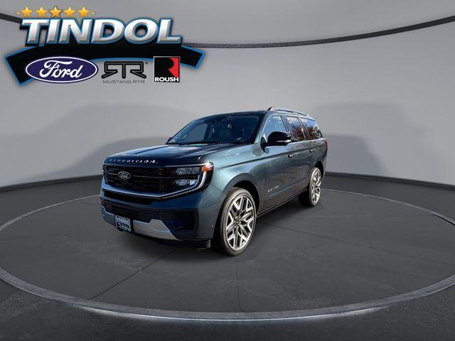 new 2025 Ford Expedition car, priced at $85,882