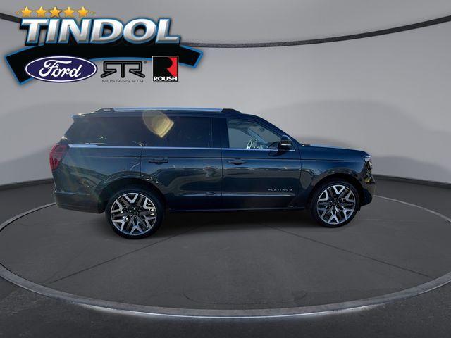 new 2025 Ford Expedition car, priced at $85,882