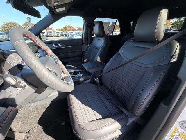 new 2025 Ford Explorer car, priced at $45,200