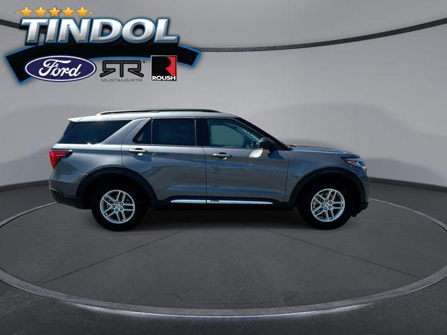 new 2025 Ford Explorer car, priced at $41,054