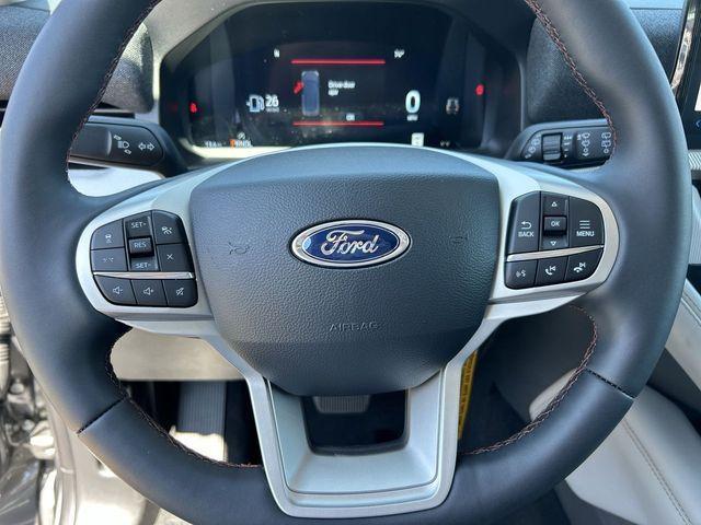 new 2025 Ford Explorer car, priced at $41,054