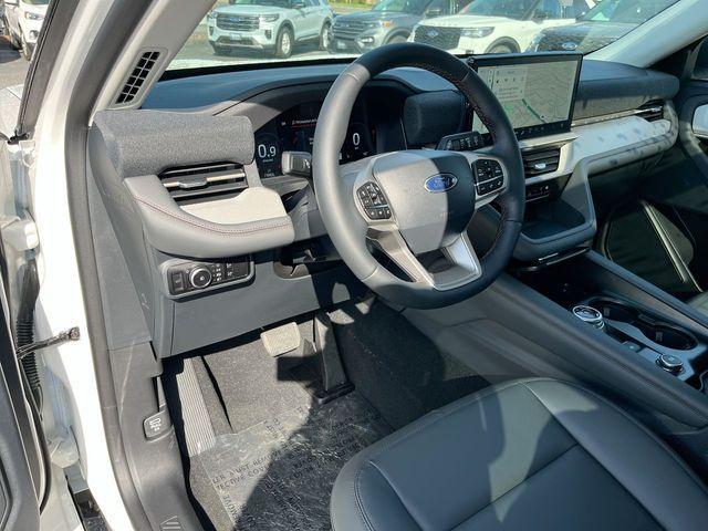 new 2025 Ford Explorer car, priced at $46,176