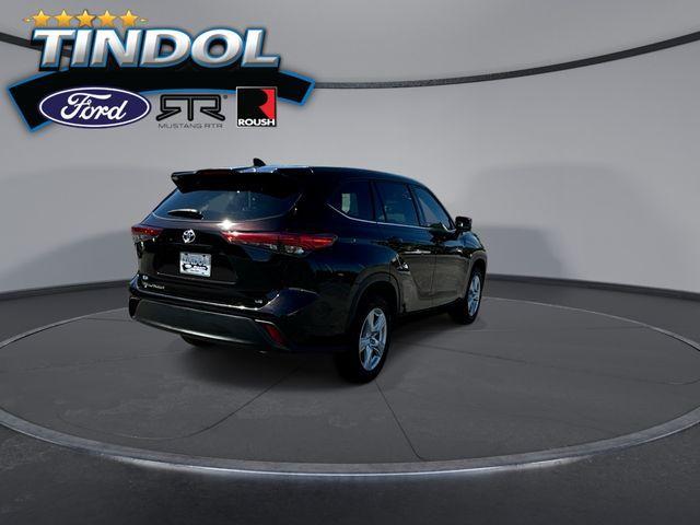 used 2021 Toyota Highlander car, priced at $22,069