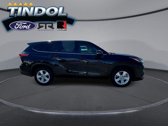 used 2021 Toyota Highlander car, priced at $22,069