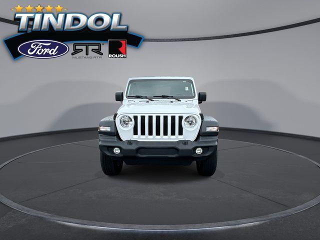 used 2022 Jeep Wrangler Unlimited car, priced at $23,367
