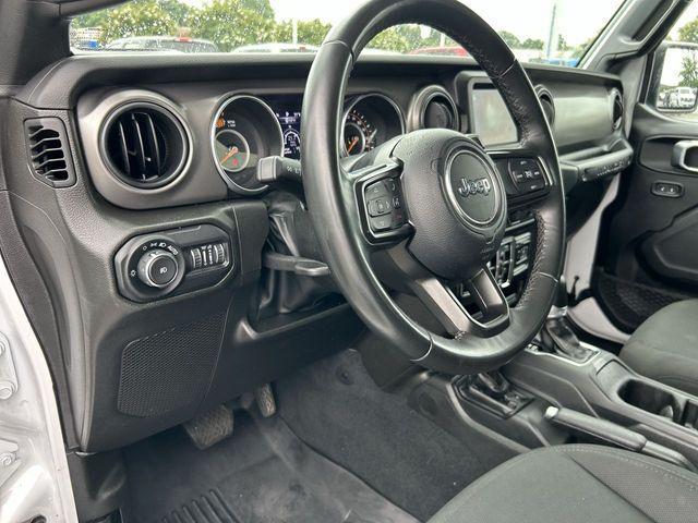 used 2022 Jeep Wrangler Unlimited car, priced at $23,367