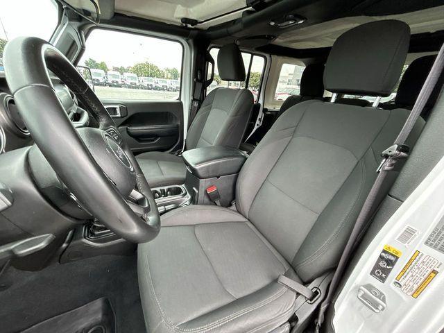 used 2022 Jeep Wrangler Unlimited car, priced at $23,367