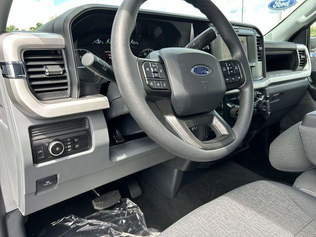 new 2025 Ford F-250 car, priced at $65,995