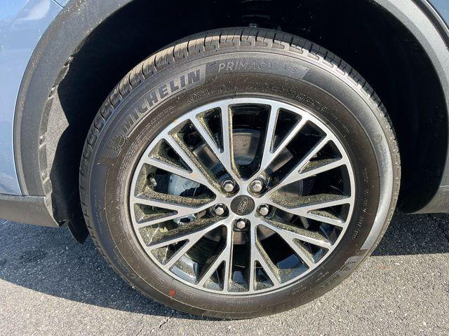 new 2025 Ford Escape car, priced at $29,790