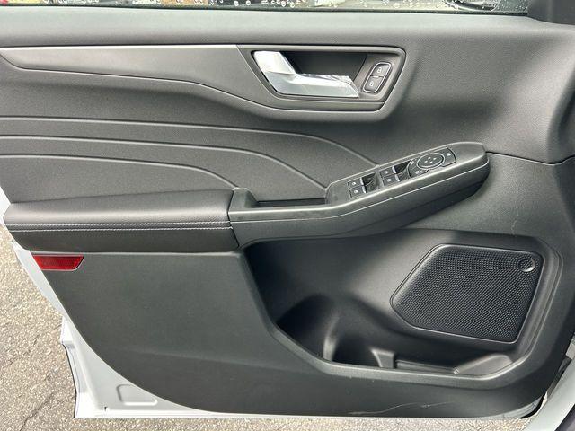 new 2025 Ford Escape car, priced at $31,753
