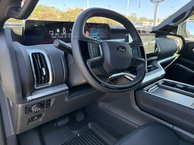 new 2025 Ford Expedition car, priced at $82,751