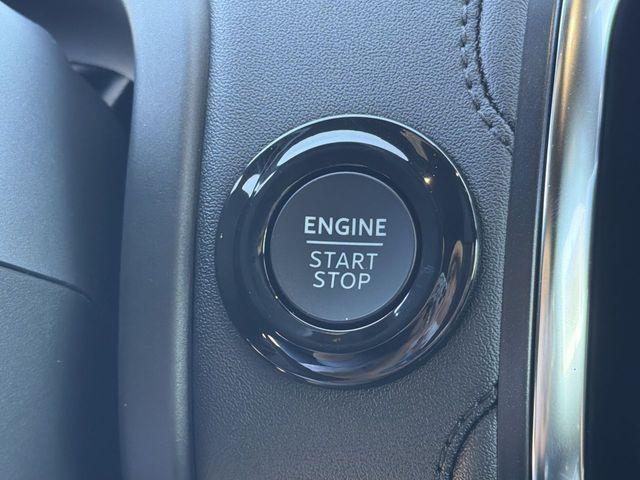 new 2025 Ford Expedition car, priced at $82,751