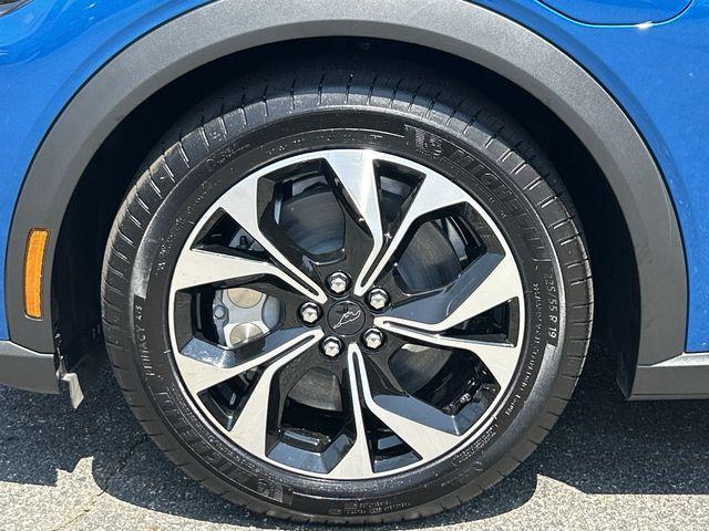 new 2025 Ford Mustang Mach-E car, priced at $37,297