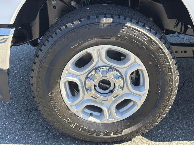 new 2026 Ford F-350 car, priced at $72,552