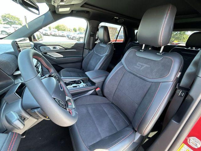 new 2025 Ford Explorer car, priced at $57,044