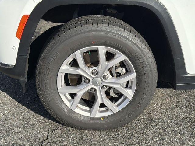 used 2022 Jeep Grand Cherokee L car, priced at $25,455