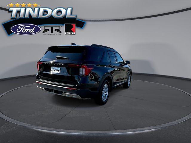 new 2025 Ford Explorer car, priced at $40,197
