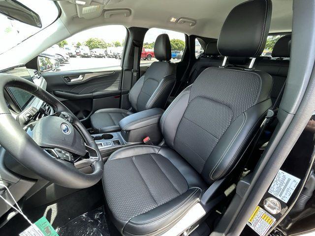 new 2025 Ford Escape car, priced at $29,344