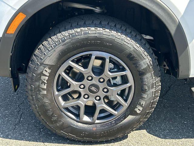 new 2025 Ford Ranger car, priced at $40,951