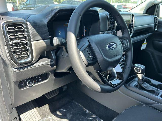 new 2025 Ford Ranger car, priced at $40,951