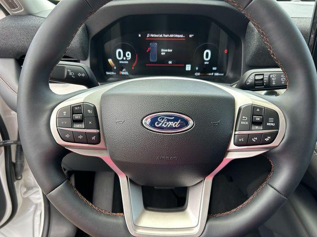 new 2025 Ford Explorer car, priced at $37,543