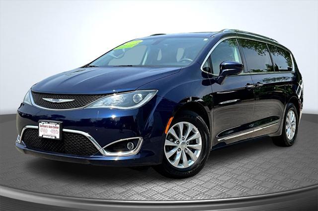 used 2019 Chrysler Pacifica car, priced at $19,995