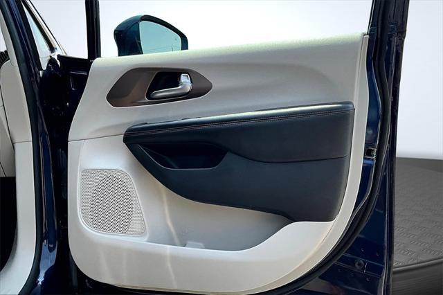 used 2019 Chrysler Pacifica car, priced at $19,995