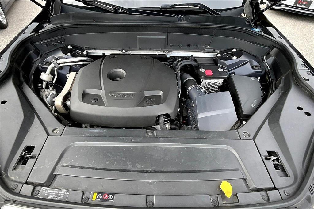 used 2019 Volvo XC90 car, priced at $19,995