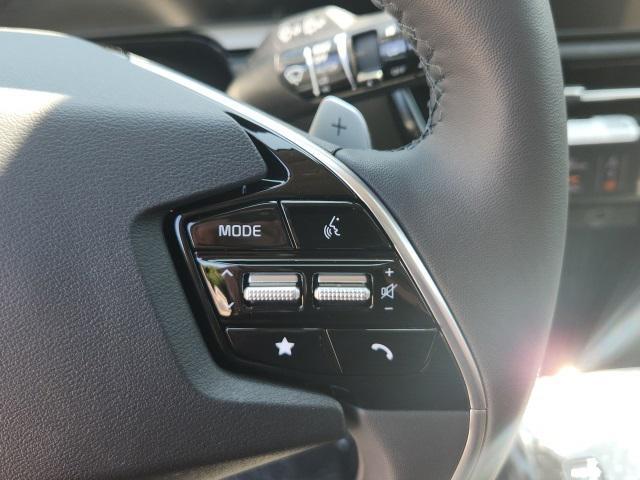 new 2023 Kia Niro Plug-In Hybrid car, priced at $36,235