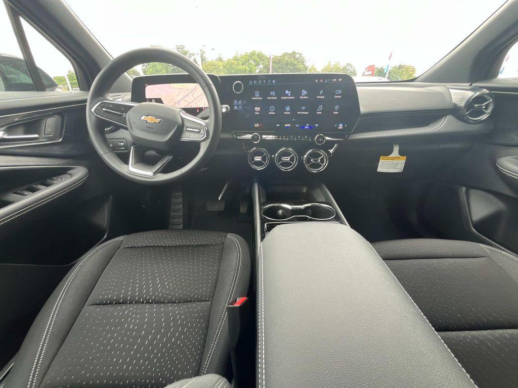 new 2025 Chevrolet Blazer EV car, priced at $41,135