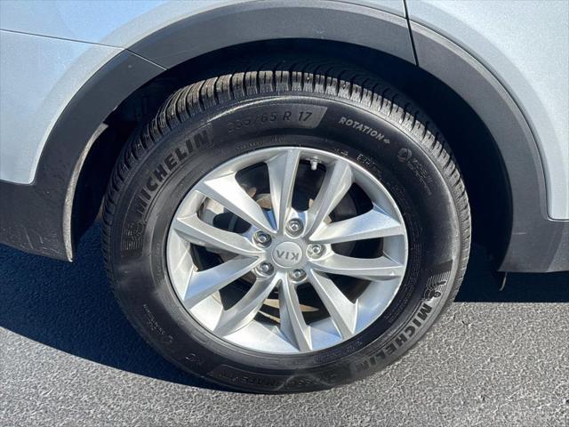 used 2018 Kia Sorento car, priced at $15,890