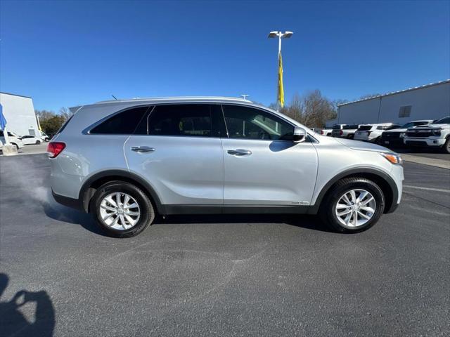 used 2018 Kia Sorento car, priced at $15,890