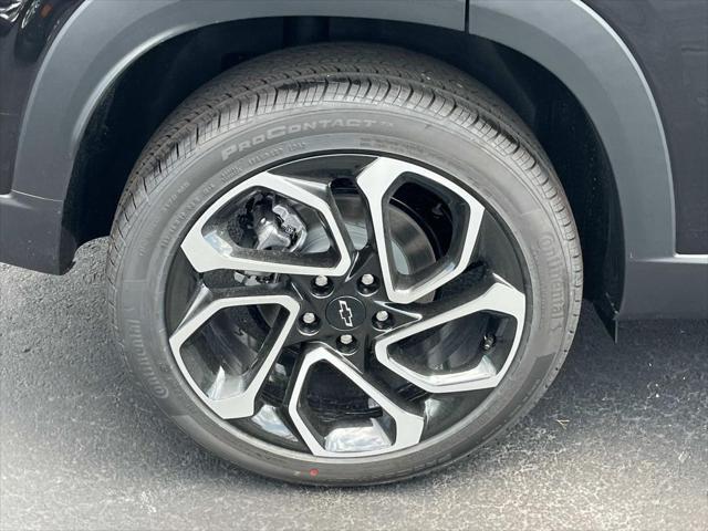 new 2025 Chevrolet Trax car, priced at $25,505
