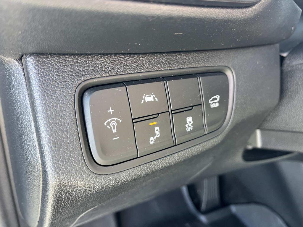 used 2020 Hyundai Santa Fe car, priced at $13,324