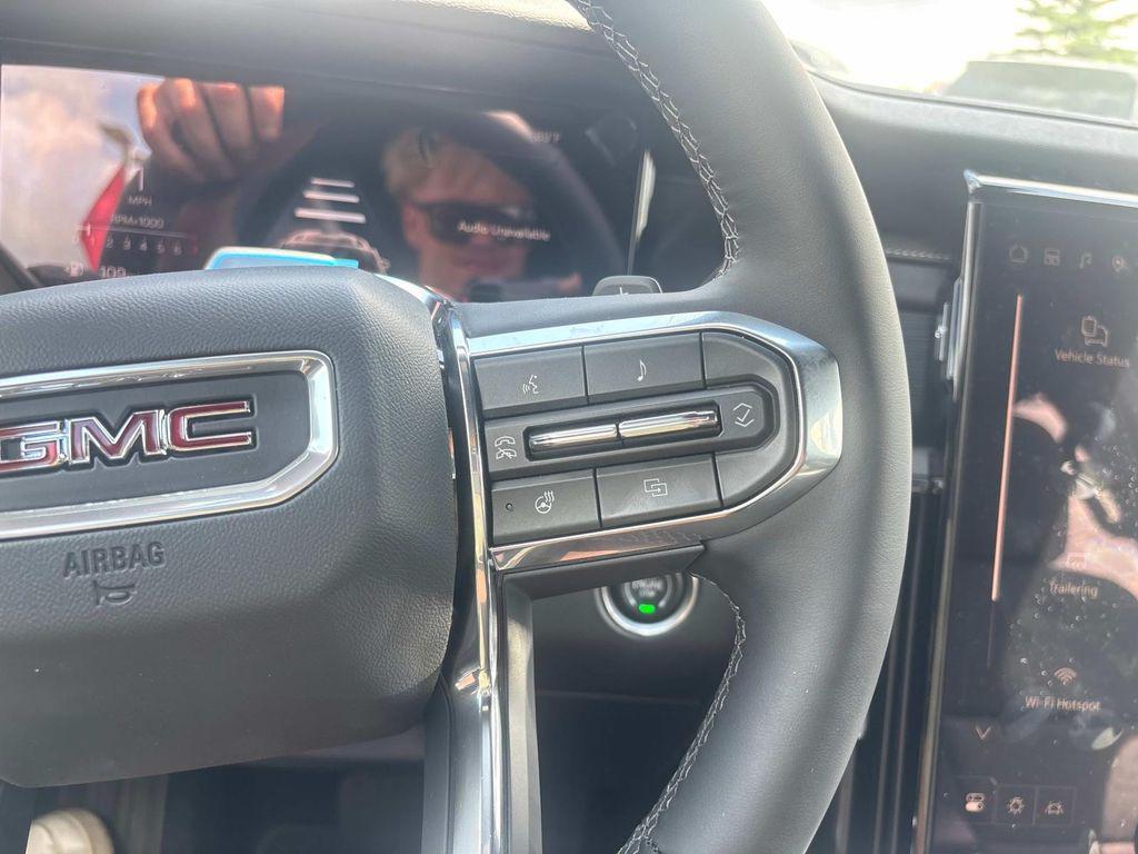 new 2025 GMC Acadia car, priced at $46,500