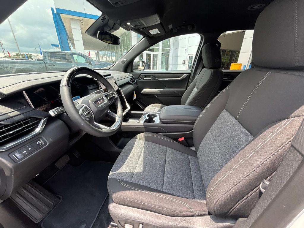 new 2025 GMC Acadia car, priced at $46,500