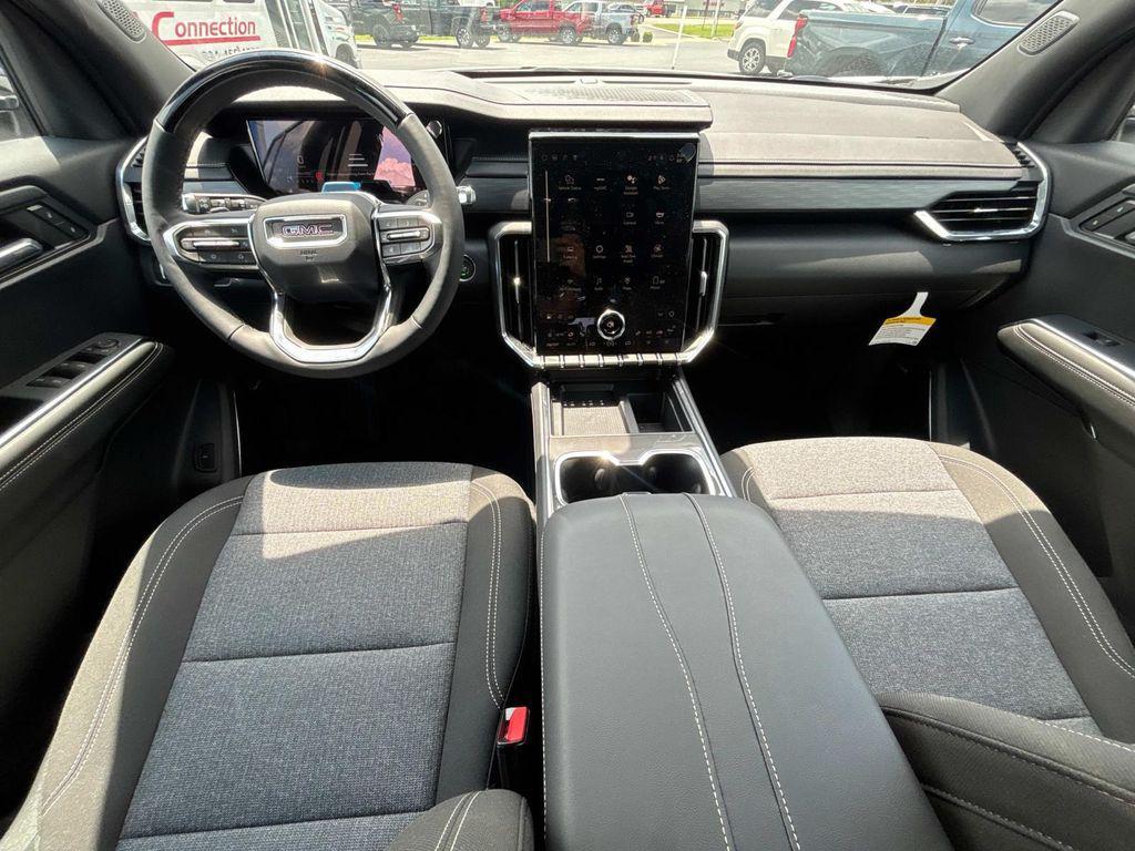 new 2025 GMC Acadia car, priced at $46,500