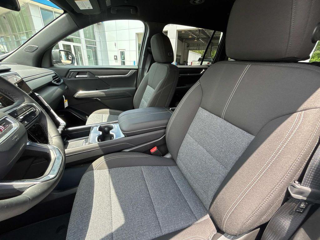 new 2025 GMC Acadia car, priced at $46,500