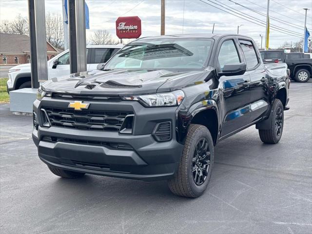 new 2025 Chevrolet Colorado car, priced at $33,900