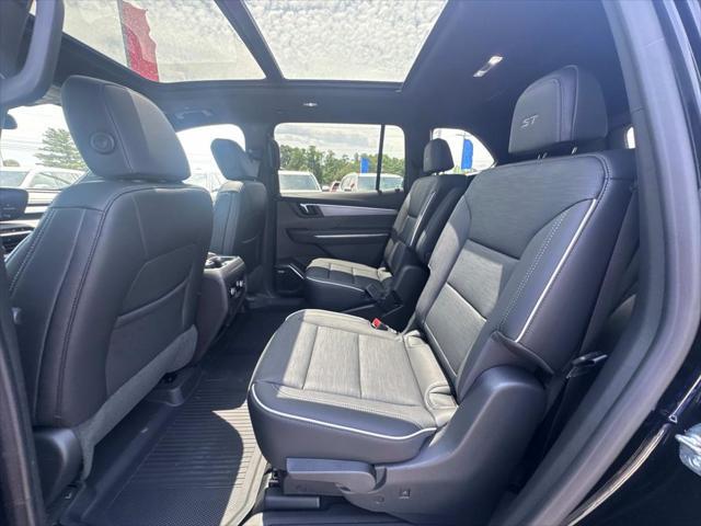 new 2025 Buick Enclave car, priced at $49,800