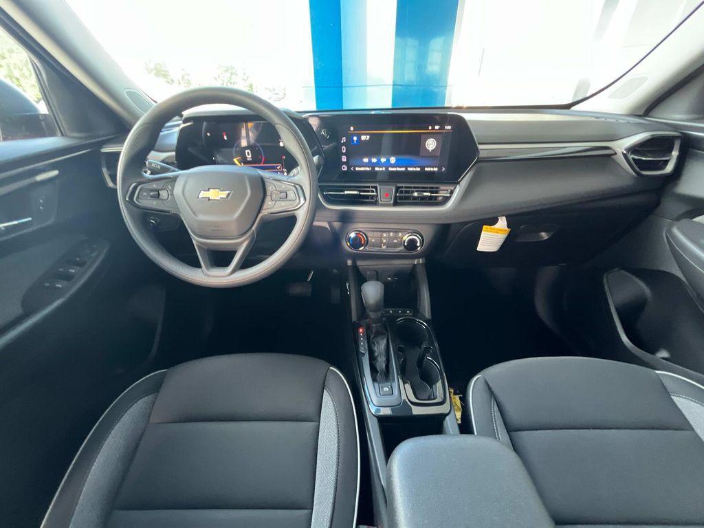 new 2026 Chevrolet TrailBlazer car, priced at $25,875