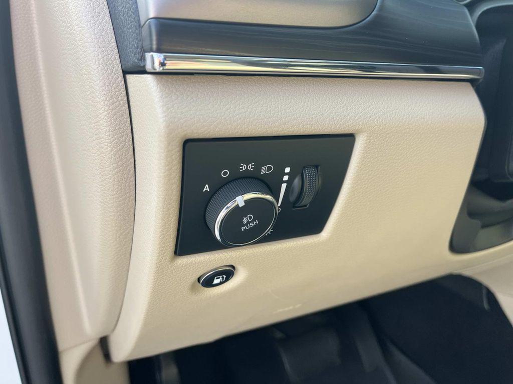 used 2020 Jeep Grand Cherokee car, priced at $23,990