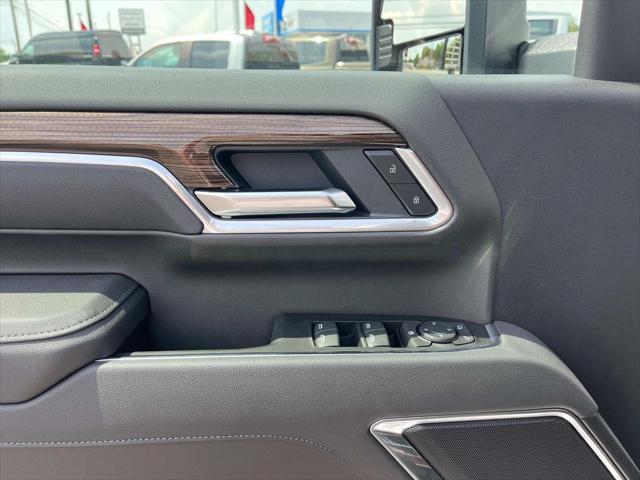 new 2025 Chevrolet Silverado 3500 car, priced at $71,300