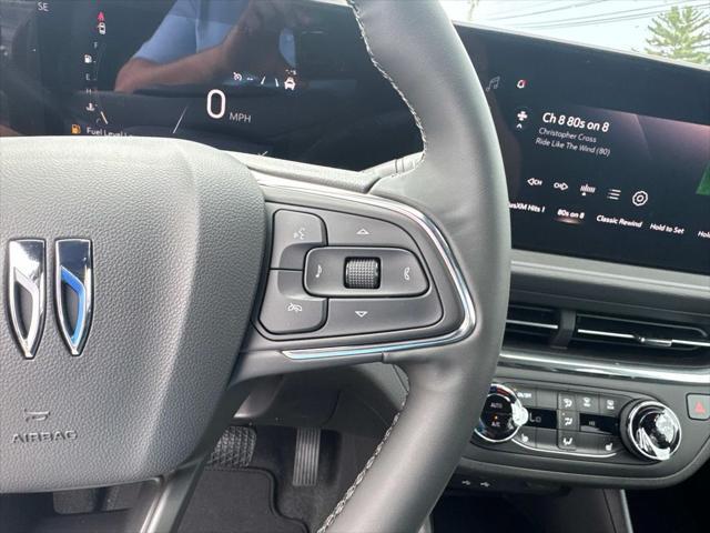 new 2025 Buick Envista car, priced at $24,735
