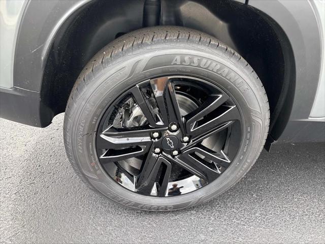 new 2025 Chevrolet Trax car, priced at $25,490